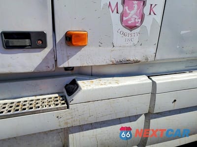 Zdjęcie 9 z 10 samochodu: 2007 VOLVO VNL SEMI TRUCK VIN:4V4NC9GH57N463587 - miniatura