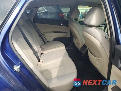 Zdjęcie 10 z 11 samochodu: 2018 KIA OPTIMA LX VIN:5XXGT4L31JG247398 - miniatura