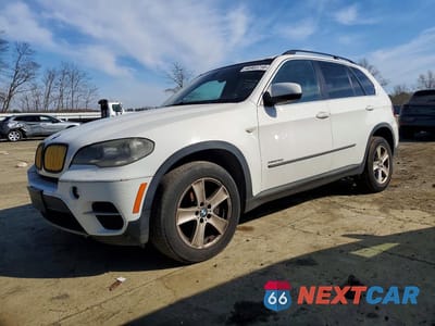 2013 BMW X5 XDRIVE35D 5UXZW0C53D0B95158 - główne zdjęcie licytacji z USA - miniatura
