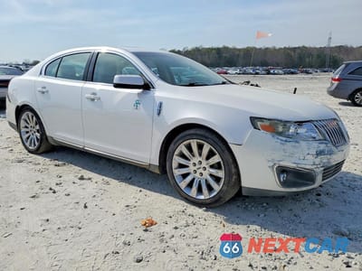 Czwarte zdjęcie samochodu z boku: 2011 LINCOLN MKS VIN:1LNHL9DR6BG611292 - miniatura