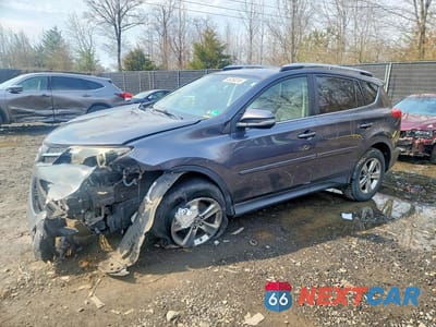 2015 TOYOTA RAV4 XLE JTMRFREV8FD134948 - główne zdjęcie licytacji z USA - miniatura