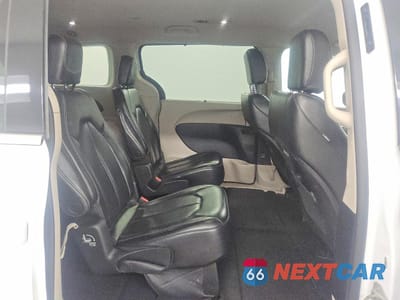 Zdjęcie 11 z 14 samochodu: 2023 CHRYSLER PACIFICA TOURING L VIN:2C4RC1BG7PR511008 - miniatura