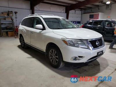 Czwarte zdjęcie samochodu z boku: 2015 NISSAN PATHFINDER S VIN:5N1AR2MM4FC673444 - miniatura