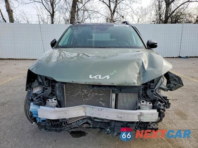 Piąte zdjęcie samochodu w środku: 2024 KIA SORENTO X-LINE EX VIN:5XYRHDJF8RG279621 - miniatura