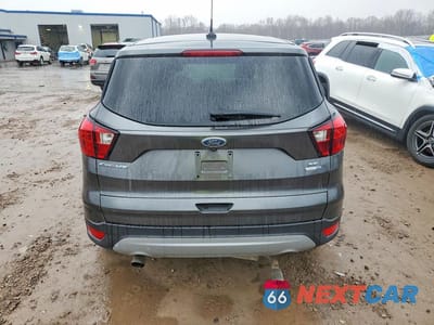 Zdjęcie 6 z 12 samochodu: 2019 FORD ESCAPE SE VIN:1FMCU9GDXKUA43864 - miniatura