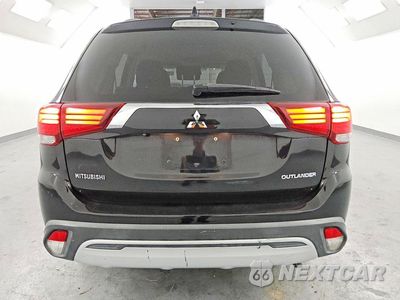 Zdjęcie 6 z 13 samochodu: 2019 MITSUBISHI OUTLANDER SE VIN:JA4AZ3A37KJ000511 - miniatura