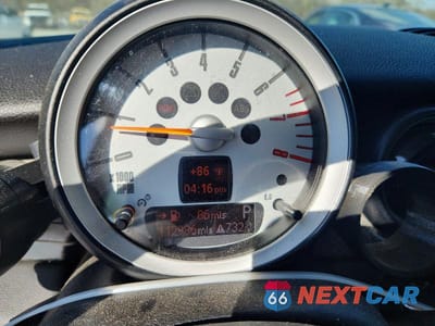 Zdjęcie 9 z 11 samochodu: 2009 MINI COOPER S VIN:WMWMF73529TW88205 - miniatura