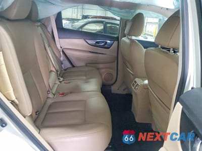 Zdjęcie 10 z 13 samochodu: 2016 NISSAN ROGUE SL VIN:5N1AT2MV9GC770912 - miniatura