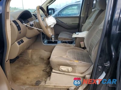 Zdjęcie 7 z 13 samochodu: 2005 NISSAN PATHFINDER XE VIN:5N1AR18U45C751272 - miniatura