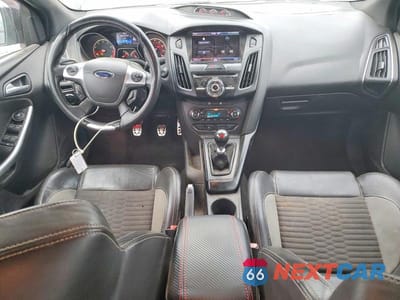 Zdjęcie 8 z 11 samochodu: 2013 FORD FOCUS ST VIN:1FADP3L91DL172153 - miniatura