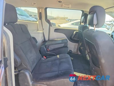 Zdjęcie 11 z 13 samochodu: 2018 DODGE GRAND CARAVAN SE VIN:2C4RDGBG5JR146108 - miniatura