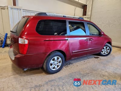 Trzecie zdjęcie samochodu z tyłu: 2008 KIA SEDONA LX VIN:KNDMB233286220990 - miniatura