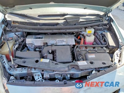 Zdjęcie 12 z 13 samochodu: 2015 TOYOTA PRIUS TWO VIN:JTDKN3DU0F1966604 - miniatura