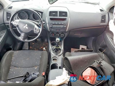 Zdjęcie 8 z 12 samochodu: 2012 MITSUBISHI OUTLANDER SPORT ES VIN:JA4AP3AU9CZ003492 - miniatura