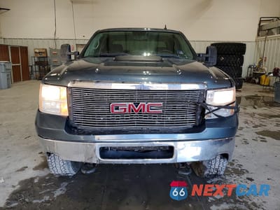 Piąte zdjęcie samochodu w środku: 2011 GMC SIERRA K3500 SLE VIN:1GT423CG3BF218200 - miniatura