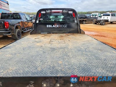 Zdjęcie 10 z 13 samochodu: 2025 CHEVROLET SILVERADO HD FLATBED TRUCK VIN:1GB4KSEY0SF347466 - miniatura