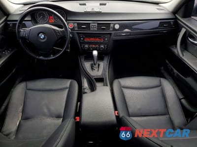 Zdjęcie 8 z 11 samochodu: 2011 BMW 328 XI VIN:WBAPK7C54BF082935 - miniatura