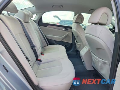 Zdjęcie 10 z 12 samochodu: 2016 HYUNDAI SONATA SE VIN:5NPE24AF7GH273749 - miniatura