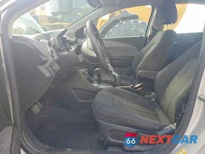 Zdjęcie 7 z 11 samochodu: 2014 CHEVROLET SONIC LT VIN:1G1JC5SH6E4213622 - miniatura
