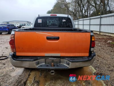 Zdjęcie 6 z 12 samochodu: 2005 TOYOTA TACOMA DOUBLE CAB VIN:5TEJU62N95Z077493 - miniatura