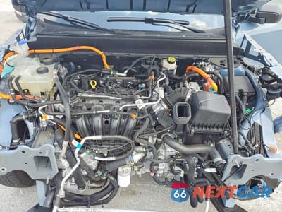 Zdjęcie 11 z 13 samochodu: 2024 FORD MAVERICK XLT VIN:3FTTW8H32RRB58605 - miniatura
