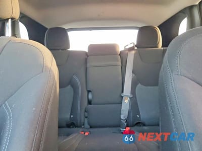 Zdjęcie 10 z 13 samochodu: 2019 JEEP CHEROKEE LATITUDE VIN:1C4PJLCB3KD205219 - miniatura
