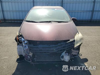 Piąte zdjęcie samochodu w środku: 2013 TOYOTA PRIUS PERSONA SERIES SE VIN:JTDKN3DU4D5610372 - miniatura