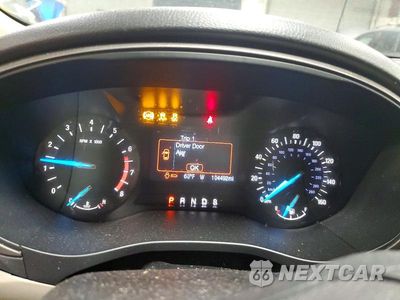 Zdjęcie 9 z 12 samochodu: 2018 FORD FUSION SE VIN:3FA6P0HD4JR184637 - miniatura