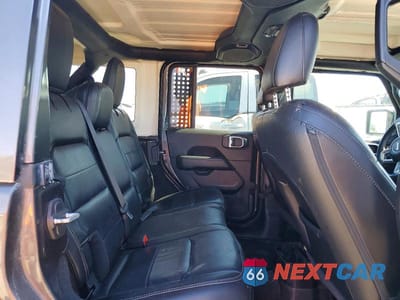 Zdjęcie 10 z 11 samochodu: 2019 JEEP WRANGLER UNLIMITED SAHARA VIN:1C4HJXEN6KW683075 - miniatura