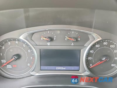 Zdjęcie 9 z 13 samochodu: 2022 GMC ACADIA SLT VIN:1GKKNULS4NZ161134 - miniatura