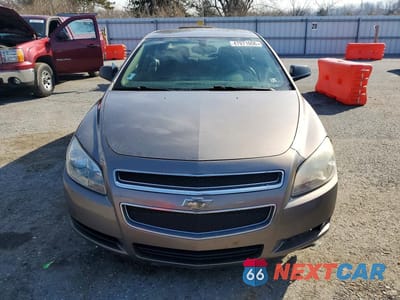 Piąte zdjęcie samochodu w środku: 2011 CHEVROLET MALIBU LS VIN:1G1ZA5EU7BF193544 - miniatura