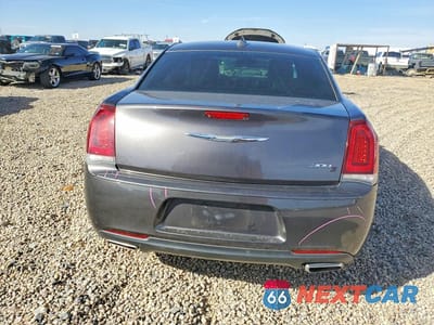 Zdjęcie 6 z 12 samochodu: 2018 CHRYSLER 300 S VIN:2C3CCABG5JH214200 - miniatura