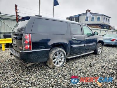 Trzecie zdjęcie samochodu z tyłu: 2008 GMC YUKON XL DENALI VIN:1GKFK66868J252737 - miniatura
