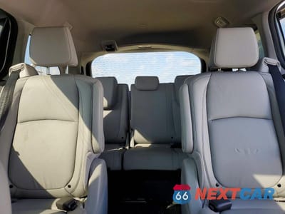 Zdjęcie 10 z 13 samochodu: 2023 HONDA ODYSSEY TOURING VIN:5FNRL6H87PB074569 - miniatura
