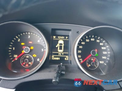 Zdjęcie 9 z 13 samochodu: 2013 VOLKSWAGEN GOLF VIN:WVWBM7AJ1DW083888 - miniatura