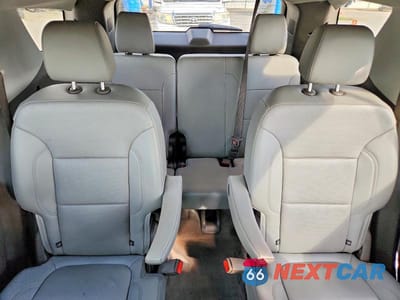 Zdjęcie 10 z 12 samochodu: 2019 CHEVROLET TRAVERSE PREMIER VIN:1GNERKKW2KJ275950 - miniatura