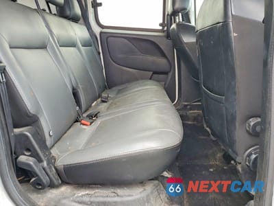 Zdjęcie 11 z 14 samochodu: 2018 RAM PROMASTER CITY SLT VIN:ZFBERFBBXJ6J26946 - miniatura