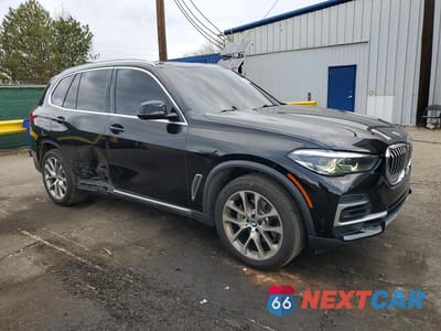 Czwarte zdjęcie samochodu z boku: 2022 BMW X5 XDRIVE40I VIN:5UXCR6C09N9K56396 - miniatura