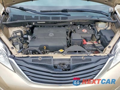 Zdjęcie 12 z 13 samochodu: 2014 TOYOTA SIENNA LE 8-PASSENGER VIN:5TDKK3DC4ES503754 - miniatura