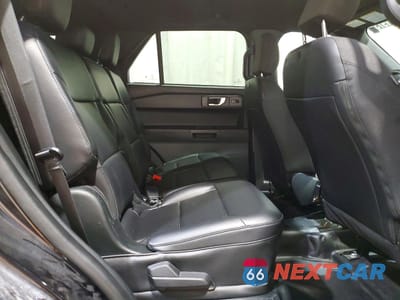 Zdjęcie 11 z 13 samochodu: 2023 FORD EXPLORER POLICE INTERCEPTOR VIN:1FM5K8AW6PNA10008 - miniatura