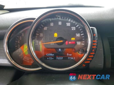 Zdjęcie 9 z 11 samochodu: 2017 MINI COOPER VIN:WMWXU1C51H2D58031 - miniatura