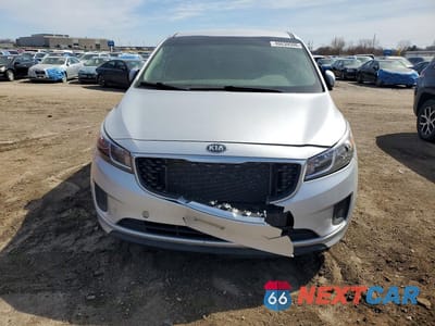 Piąte zdjęcie samochodu w środku: 2018 KIA SEDONA L VIN:KNDMA5C13J6388789 - miniatura