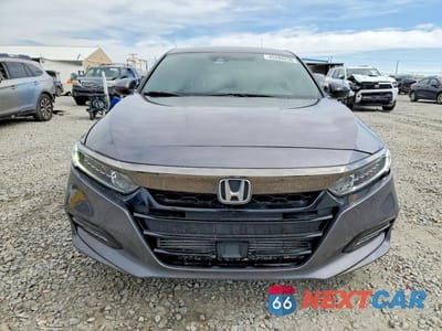 Piąte zdjęcie samochodu w środku: 2018 HONDA ACCORD SPORT VIN:1HGCV1F30JA252804 - miniatura