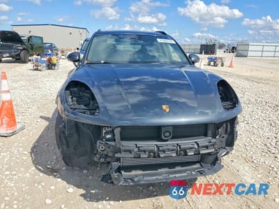 Piąte zdjęcie samochodu w środku: 2025 PORSCHE MACAN BASE VIN:WP1AA2A57SLB04606 - miniatura