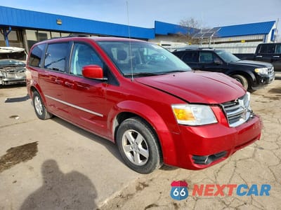Czwarte zdjęcie samochodu z boku: 2010 DODGE GRAND CARAVAN SXT VIN:2D4RN5D12AR238953 - miniatura