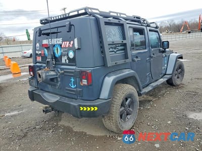 Trzecie zdjęcie samochodu z tyłu: 2008 JEEP WRANGLER UNLIMITED SAHARA VIN:1J4GA59148L553727 - miniatura