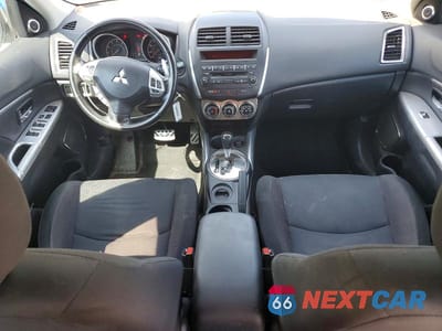 Zdjęcie 8 z 12 samochodu: 2011 MITSUBISHI OUTLANDER SPORT ES VIN:JA4AP3AU4BZ010588 - miniatura