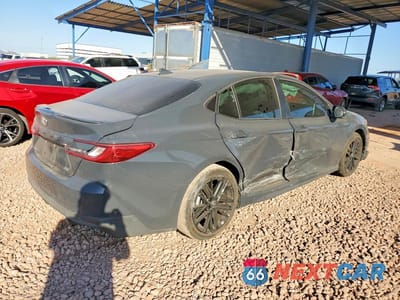 Trzecie zdjęcie samochodu z tyłu: 2025 TOYOTA CAMRY SE VIN:4T1DAACK2SU601225 - miniatura