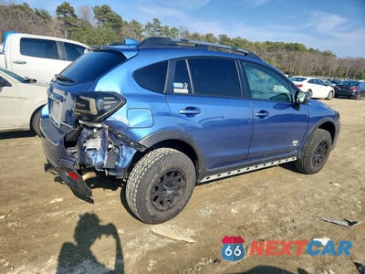 Trzecie zdjęcie samochodu z tyłu: 2017 SUBARU CROSSTREK LIMITED VIN:JF2GPALC5HH240679 - miniatura