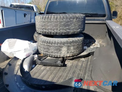 Zdjęcie 10 z 14 samochodu: 2001 FORD F350 SUPER DUTY VIN:1FTWW33F11EC16096 - miniatura